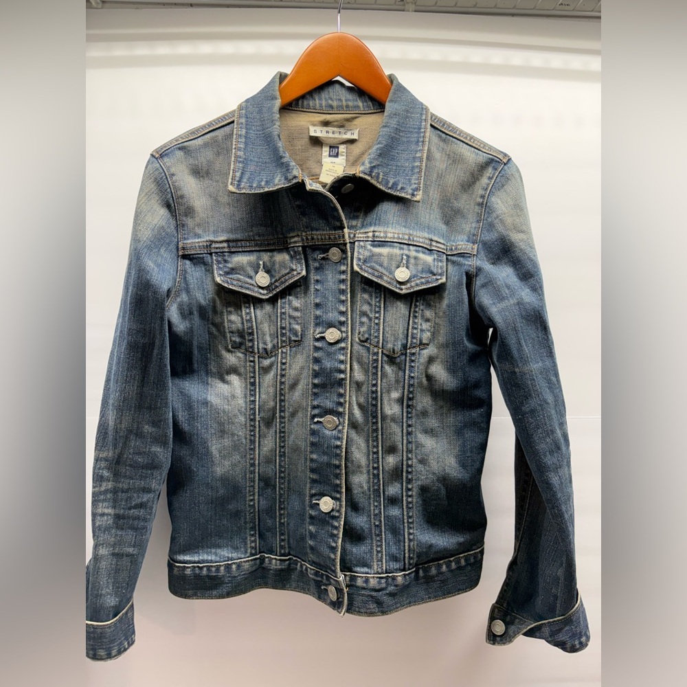 VINTAGE GAP Classic Blue Jean Jacket